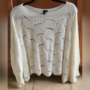 Moon & Madison crop Sweater